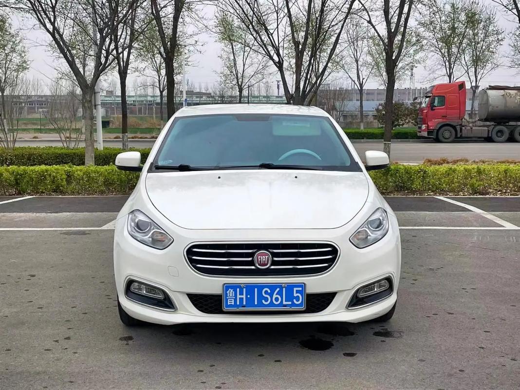 广汽菲亚特飞翔／广汽菲亚特14款菲翔