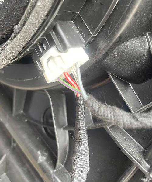 凯迪拉克cts鸣笛喇叭更换 凯迪拉克cts喇叭位置