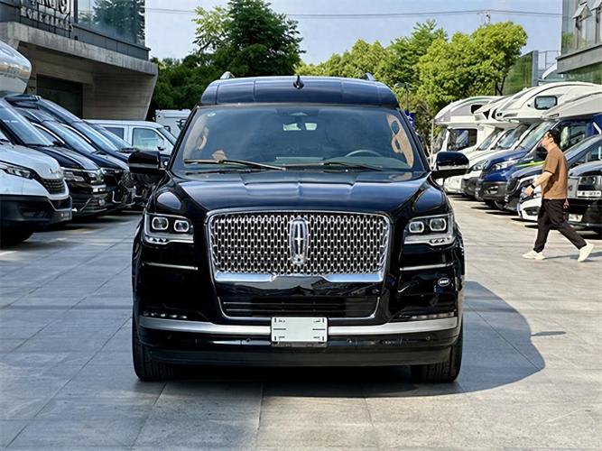 【加长林肯汽车图片,加长林肯车标图片】