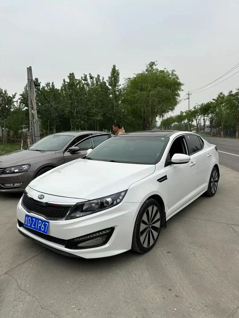 12款起亚k5怎么样 12款起亚k5试驾视频