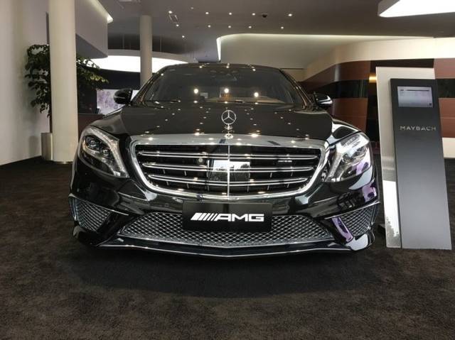 奔驰四s店维修电话／奔驰4s店电话维修咨询电话