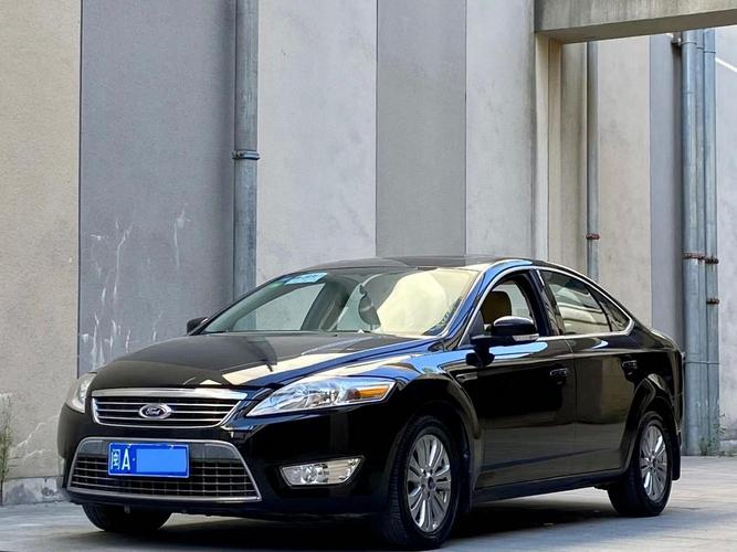 福特汽车老款车型图片 福特老款轿车图片