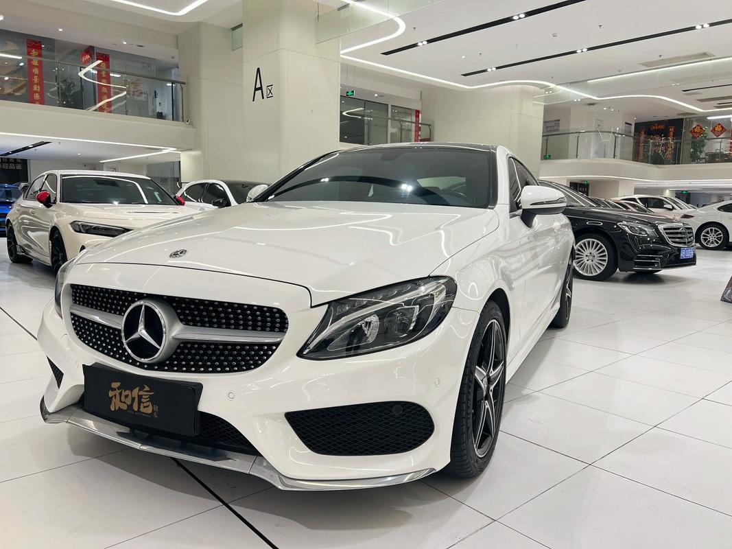 奔驰c200怎么样值得购买吗(奔驰c200的口碑如何)