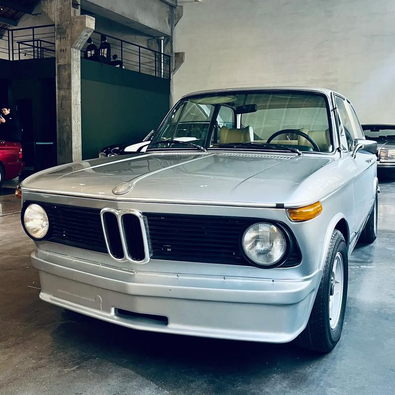 【宝马2002年老款,老款宝马型号大全】