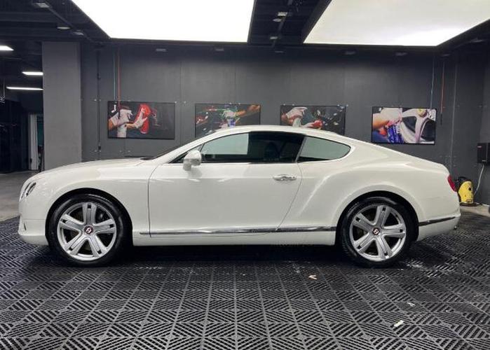 宾利2门轿跑价格及图片／宾利2门车跑车价格