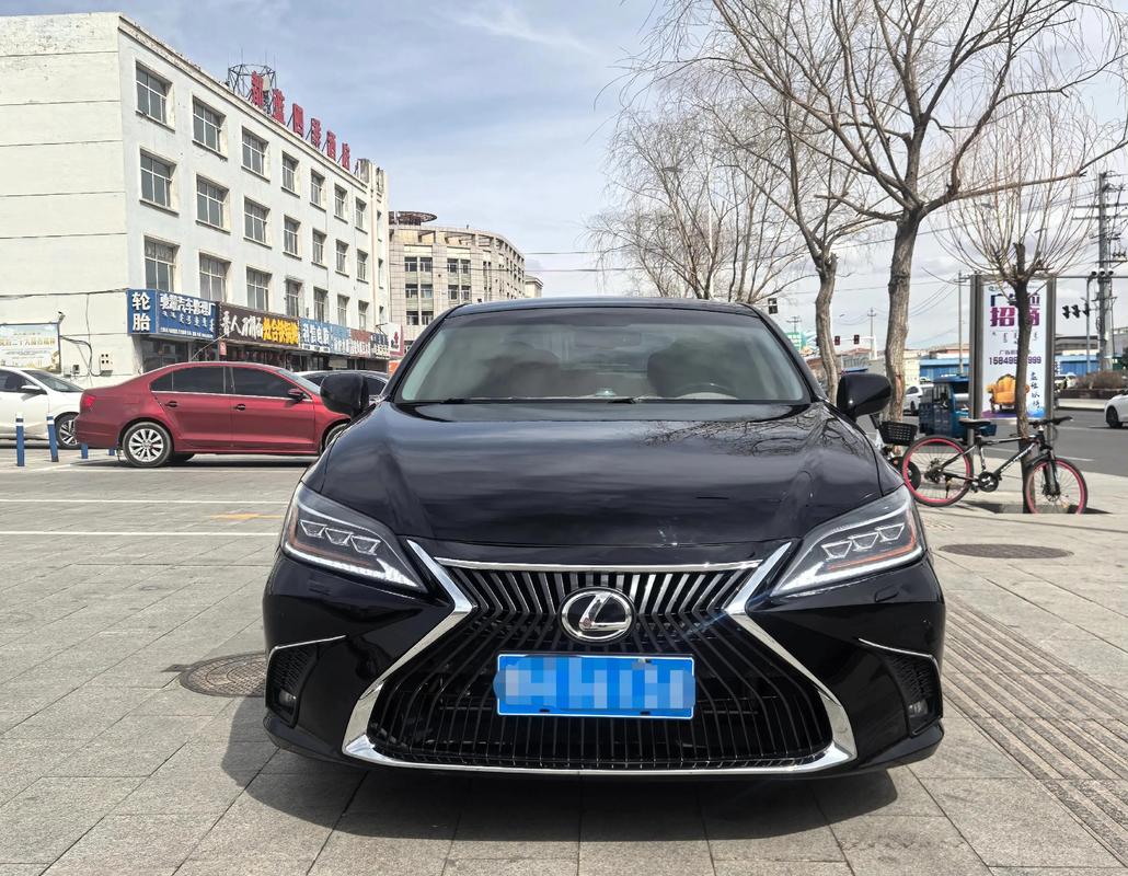 2020款雷克萨斯es350报价／雷克萨斯2020款es350报价与图片