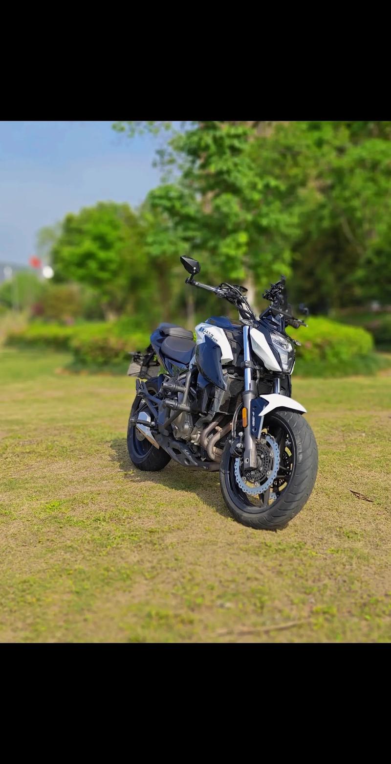 春风650nk摩托车多少钱 春风650nk摩托车多少钱落地